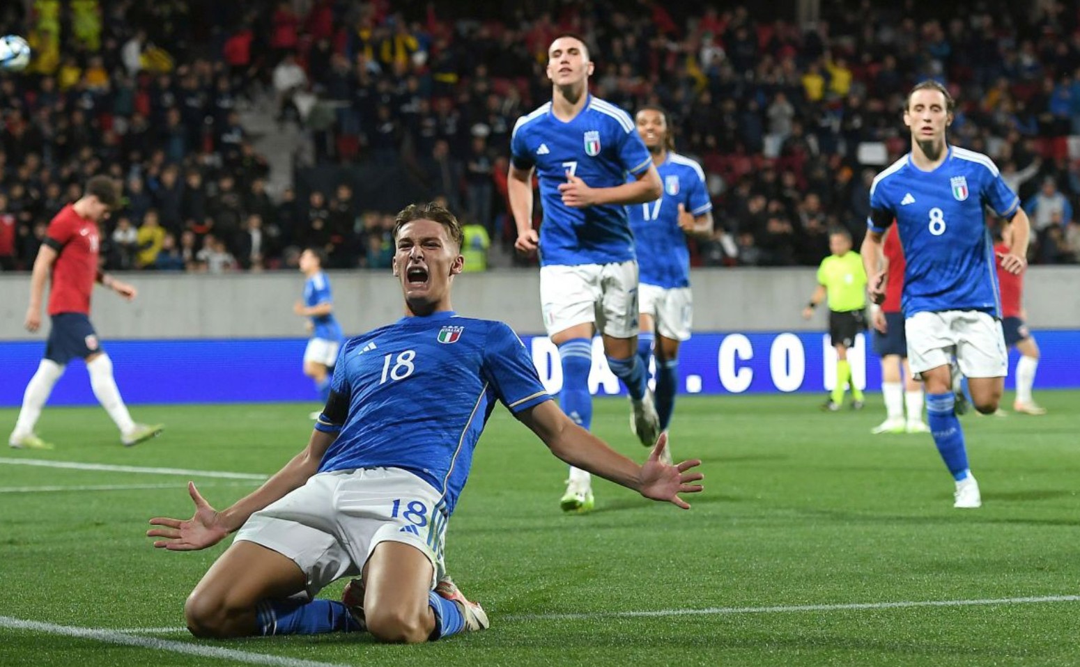 孔蒂：穆里尼奥的履历说明了他的伟大；意甲已变得更加欧洲化（孔蒂：穆里尼奥的战绩证明其伟大，意甲愈发欧洲化）