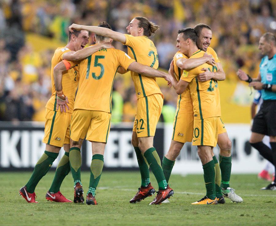 国米近8场对西班牙球队仅1负，近18场欧冠小组赛／联赛也仅1负（国米近8战西班牙球队仅负1场，近18场欧冠小组赛与联赛同样仅败一役）