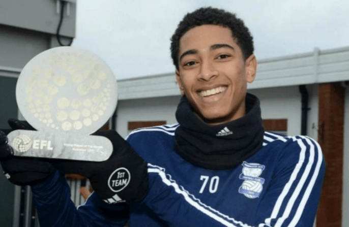 沪媒：莱昂纳多很可能因伤缺战柔佛，加布里埃尔也大概率缺席（沪媒：莱昂纳多或因伤缺阵对阵柔佛，加布里埃尔也大概率无缘）