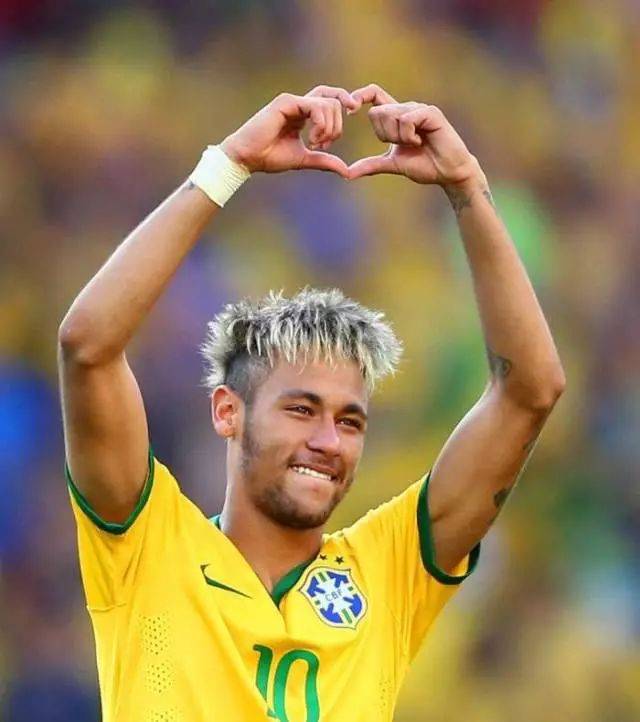 孔蒂：上赛季我们的夺冠出乎意料，这赛季的目标是全力卫冕（孔蒂：上季夺冠出人意料，本季全力冲击卫冕）