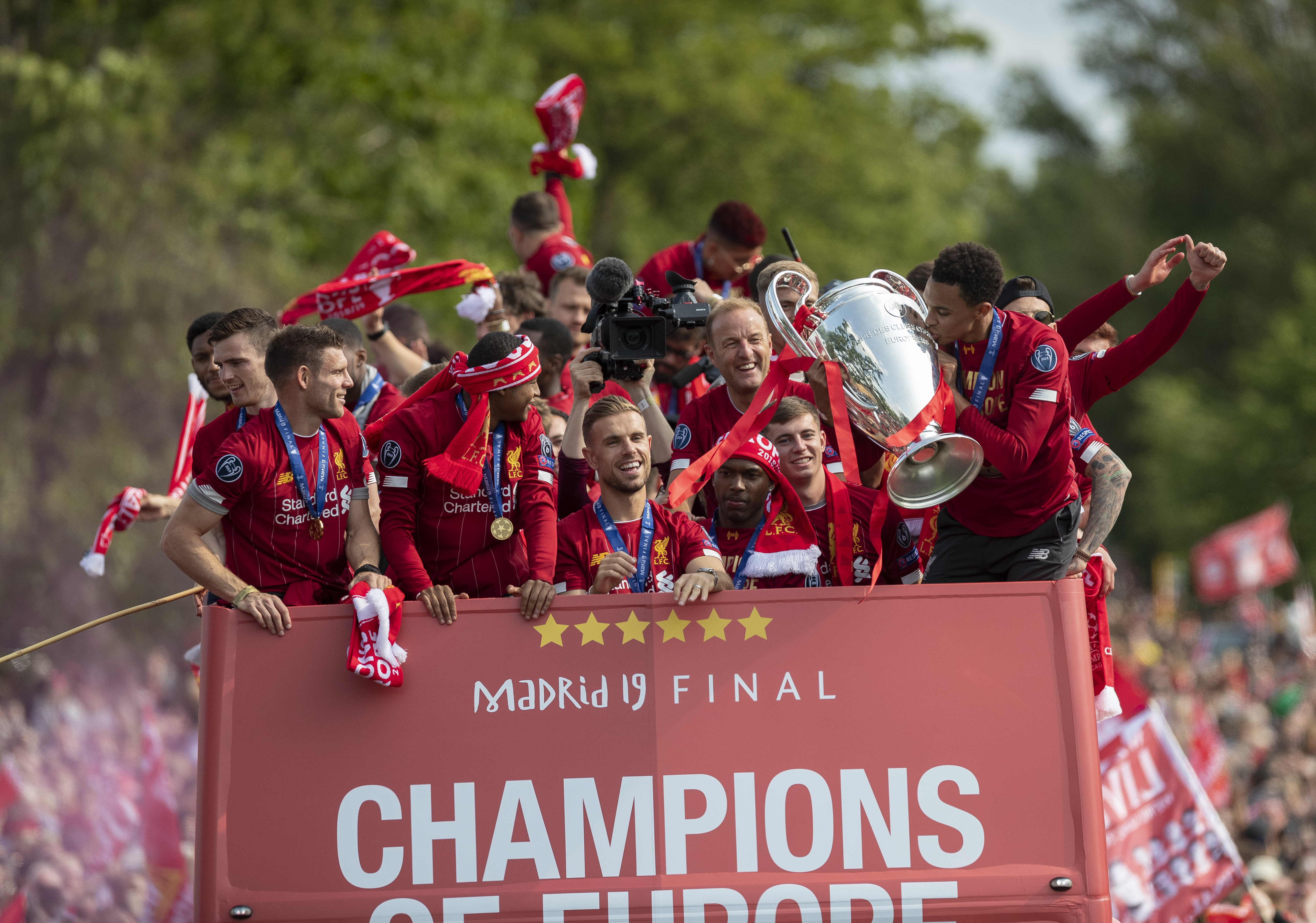 都体：森林和维拉有意卡斯特罗，博洛尼亚可能要价4000-5000万（都灵体育报：诺丁汉森林与阿斯顿维拉看中卡斯特罗，博洛尼亚要价或达4000万-5000万欧）