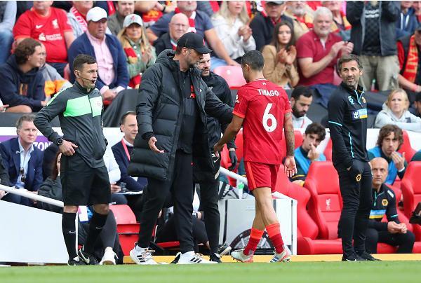 罗尔费斯：药厂在对抗中太软了，我们退缩了、在躲着身体对抗（罗尔费斯：勒沃库森对抗强度不足，我们在退缩并回避身体拼抢）