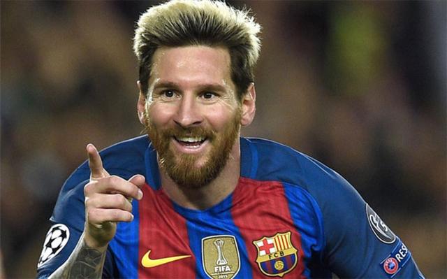 安全裤兜Cucurella & Yamal last night 👬（昨夜Cucurella把Yamal装进口袋里 👬）