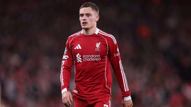 科贝：维尼修斯、82等人不满阿隆索，姆巴佩、裤袜等人支持他（科贝：维尼修斯、82等人对阿隆索不满，姆巴佩、裤袜等力挺阿隆索）