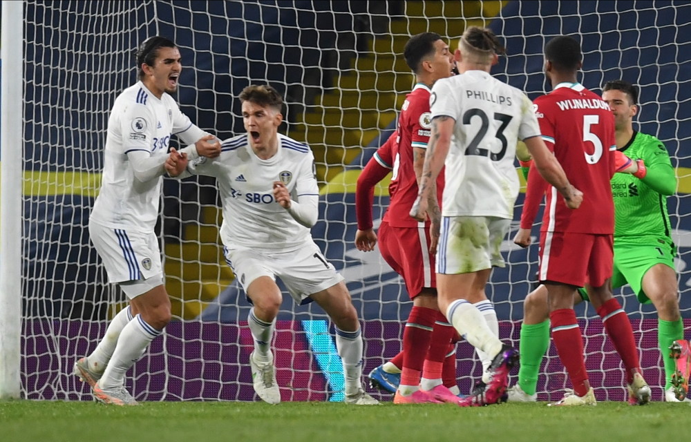 卡拉格公开向萨拉赫道歉，强调其利物浦贡献（卡拉格公开向萨拉赫致歉并肯定其对利物浦的贡献）