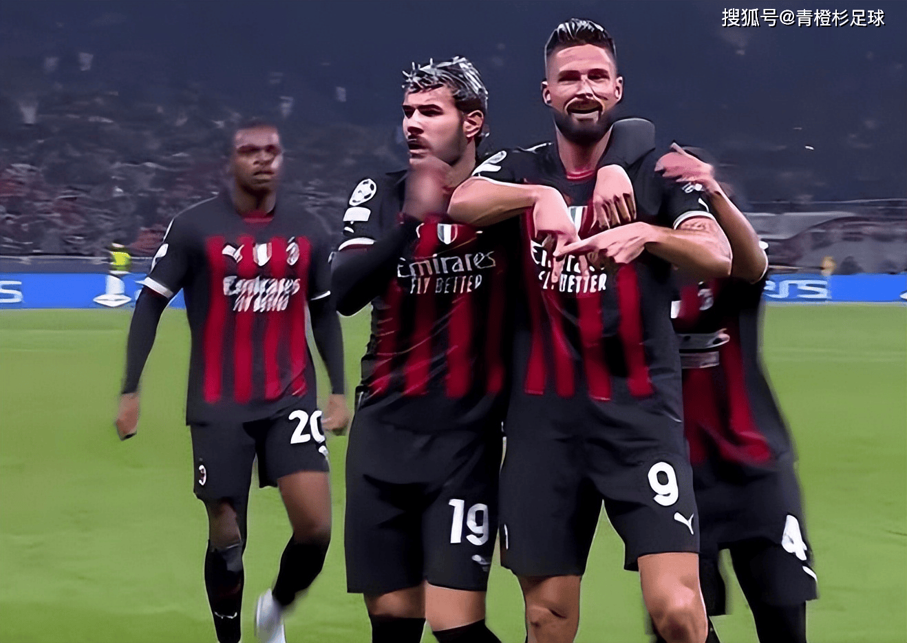 英超半场：迪亚斯世界波，格瓦迪奥尔破门，曼城2-0桑德兰（英超半场战报：迪亚斯轰世界波，格瓦迪奥尔建功，曼城2-0领先桑德兰）