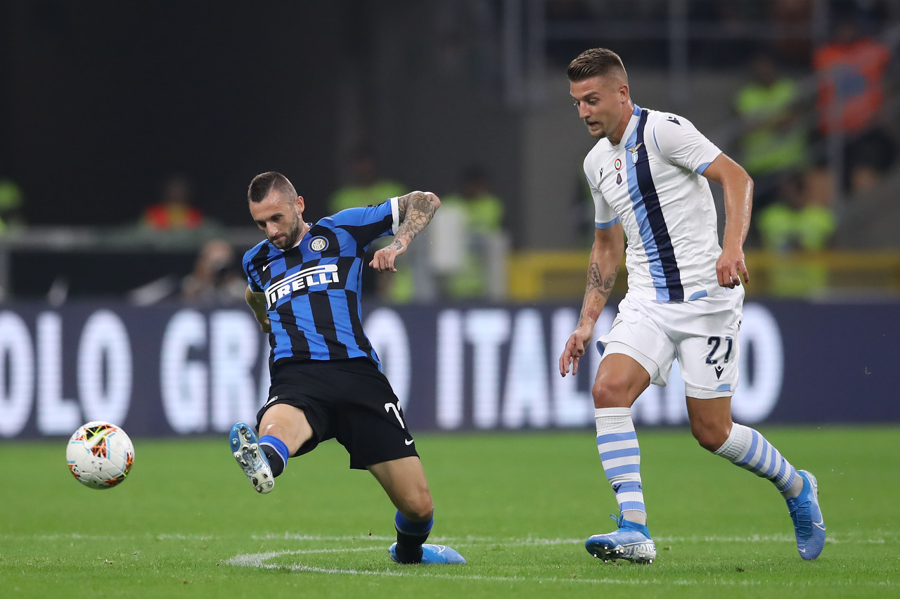 若昂-内维斯谈任意球主罚顺位：谁更有信心，谁就去罚（若昂-内维斯：任意球主罚看自信，谁有把握谁上）