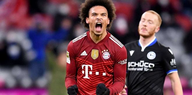 官方：除了被停赛一场之外，阿莱格里还被罚款1万欧元（官方通报：阿莱格里被禁赛一场并处以1万欧元罚款）