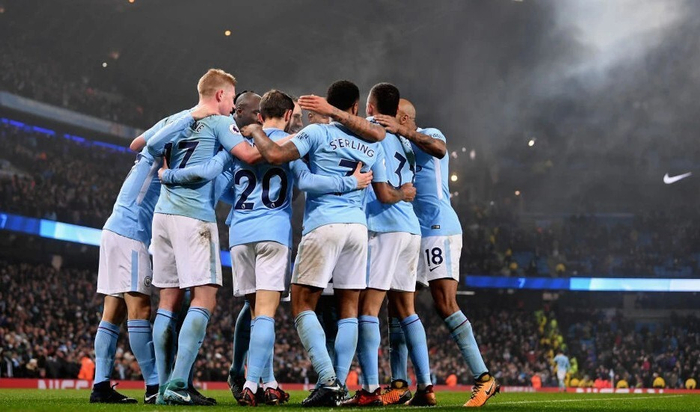 2.53米，麦克托米奈创下倒钩射门脚尖高度新的世界纪录（脚尖2.53米！麦克托米奈倒钩高度刷新世界纪录）